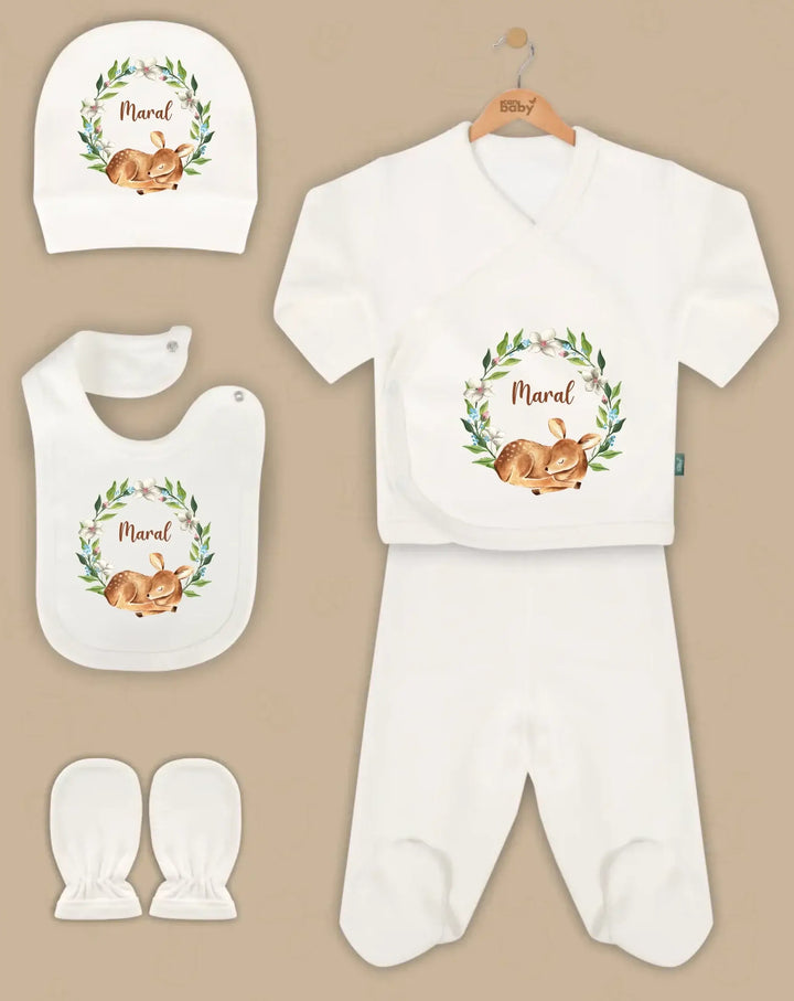 5-piece personalized baby clothing gift set with bunny design in organic cotton.