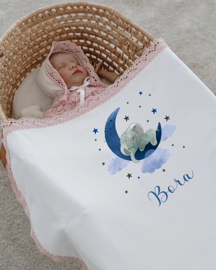 Zacht dekentje met schattige olifant onder de maan, gepersonaliseerd voor newborn meisjes met de naam Bora.