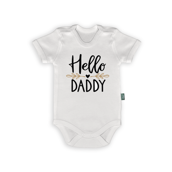 Lief babyrompertje met tekst 'Hello Daddy', perfect voor zwangerschap en Vaderdag.