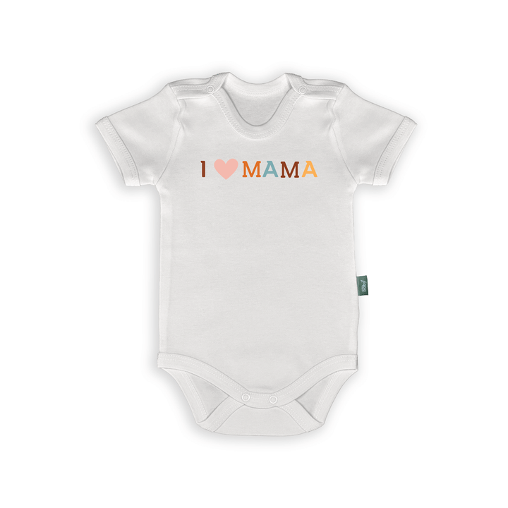 Witte rompertje met tekst 'I ❤️ MAMA', ideaal cadeau voor Moederdag of als liefdevol gebaar.