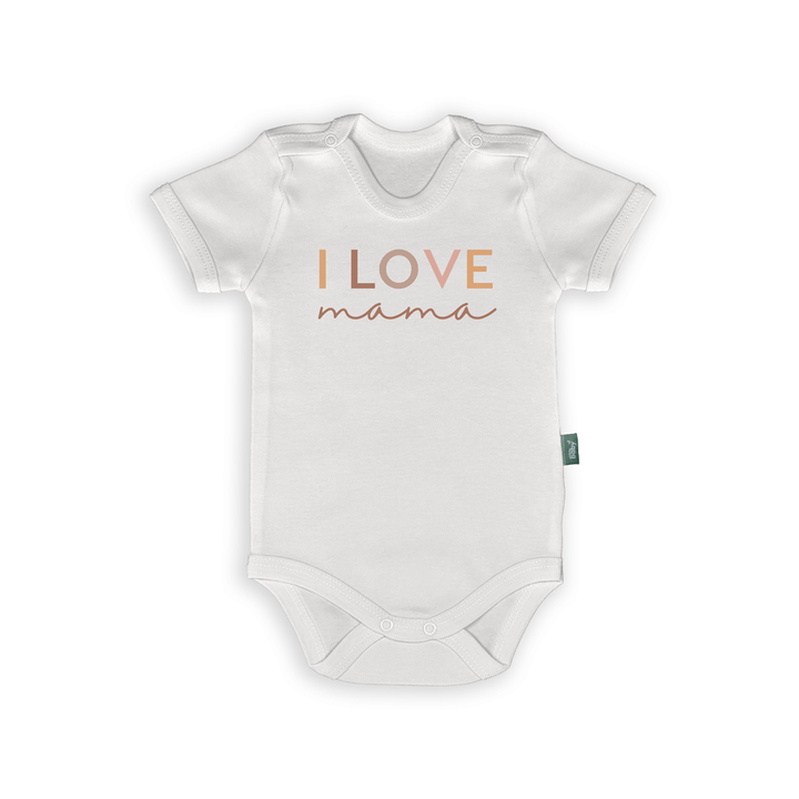 Rompertje met tekst 'I Love Mama' in zachte aardetinten, perfect voor Moederdag en babyshower.