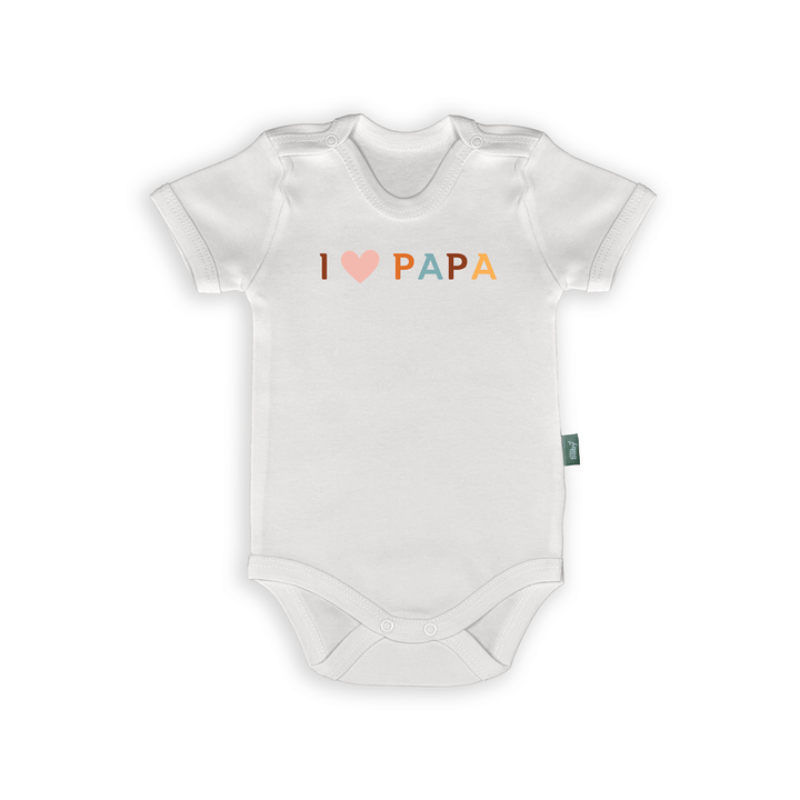 Rompertje in wit met de tekst 'I ❤️ Papa', perfect als lief cadeau voor Vaderdag of een liefdevol gebaar.