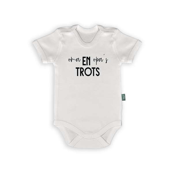 Rompertje met tekst "Oma en Opa's Trots" voor baby's, perfect cadeau voor grootouders.